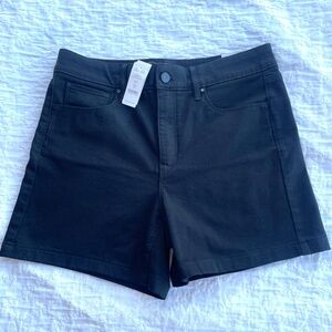 White House Black Market Black High‎ Rise Sculpt Jean Shorts NWT